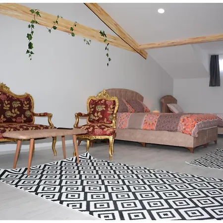 Hotel La Casa *