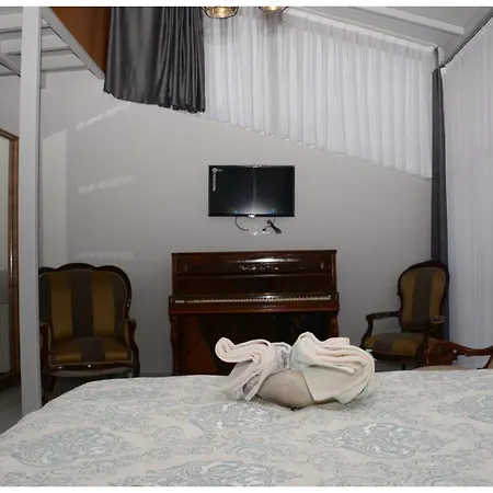 Hotel La Casa *